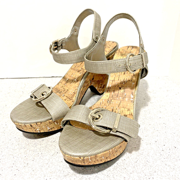 Sbicca of California US 10M Platform High Heel Sandals Buckle Strap Golden Cork - Picture 1 of 11